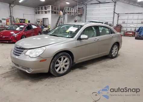 2008 Chrysler Sebring Limited z USA, uszkodzony, nr VIN 1C3LD66MX8N128425